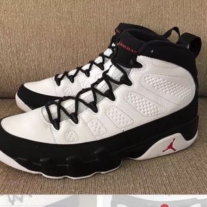 Jordans Retro 9